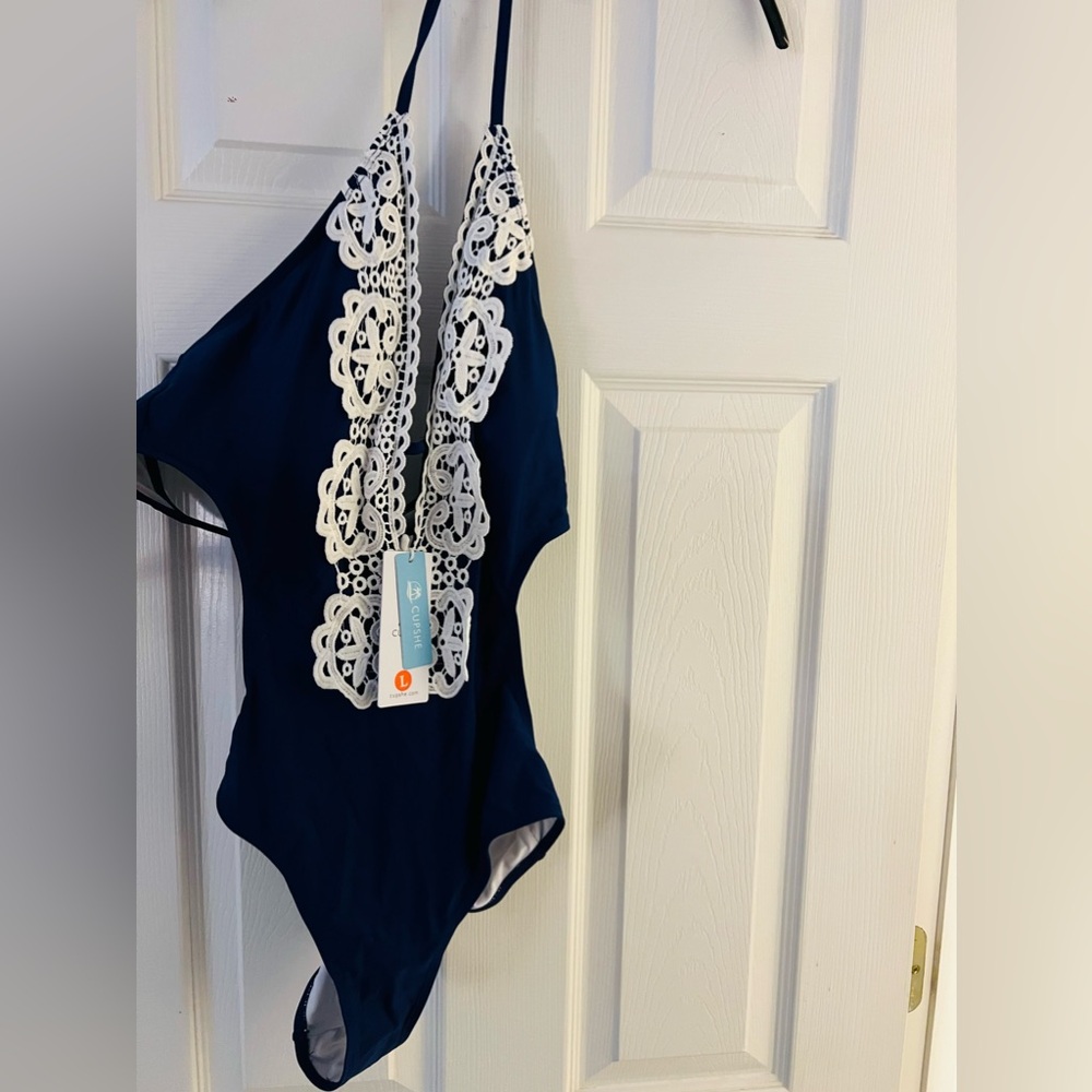 Cupshe one piece bathing suit